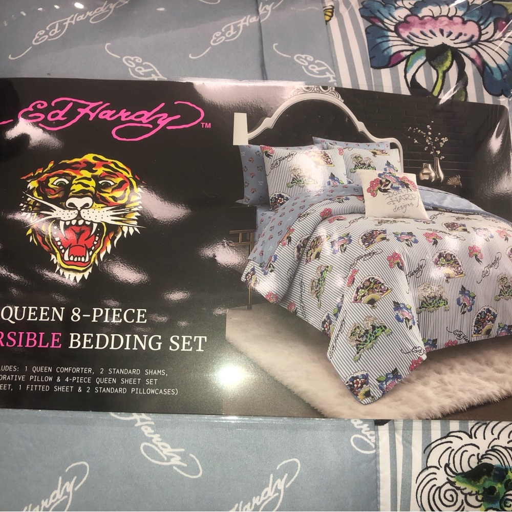 Ed Hardy Queen Comforter Set in Light Blue with Multicolor Floral & Tiger Prints